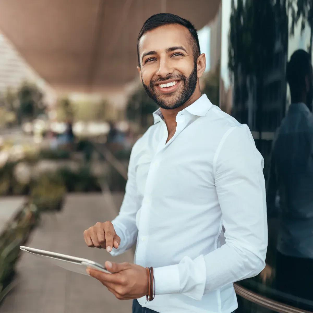 Image of a CFO viewing their cash positions across all horizons in one workspace with Kyriba