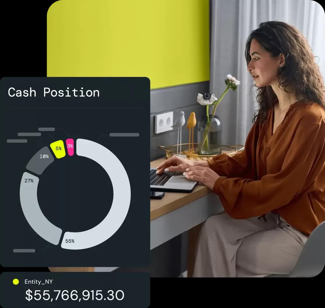 Image of a treasury manager using Kyriba to see her daily cash position