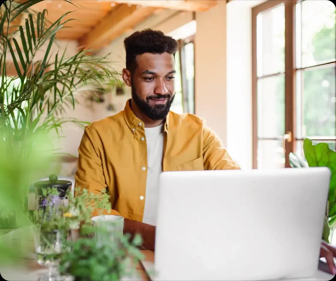 Image of a treasury manager using Kyriba's working capital solution to drive working capital, boost net income potential, and optimize cash flows